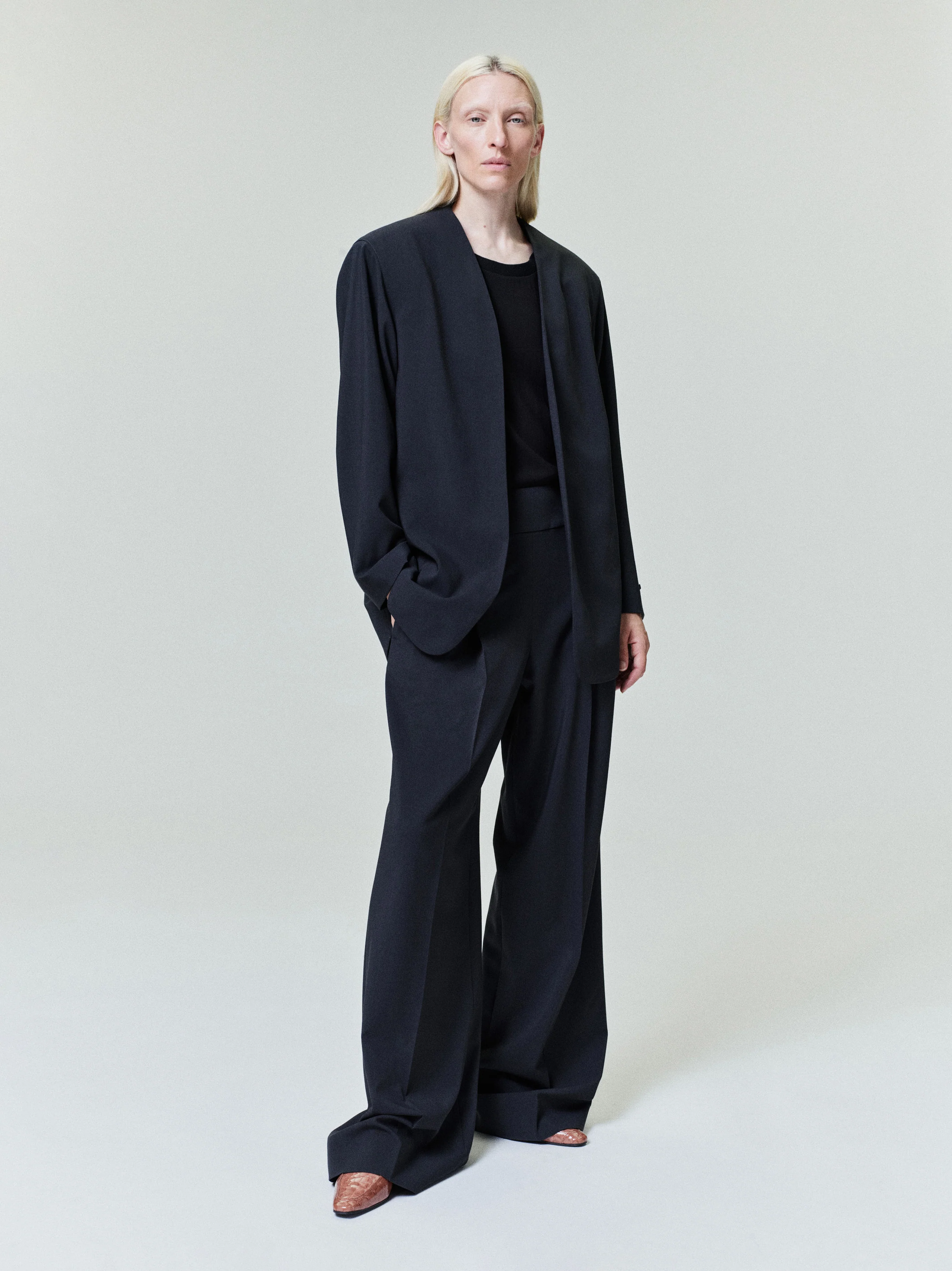 Womens Superfine Wool Twill Wide Leg Pants